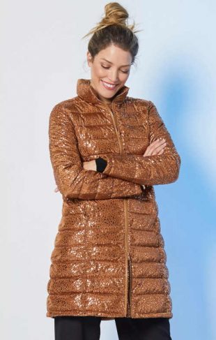 Hosszú női kabát fényes mintás nyomtatással