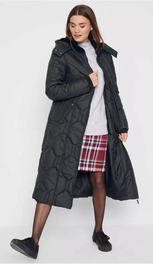 Fekete steppelt női maxi kabát