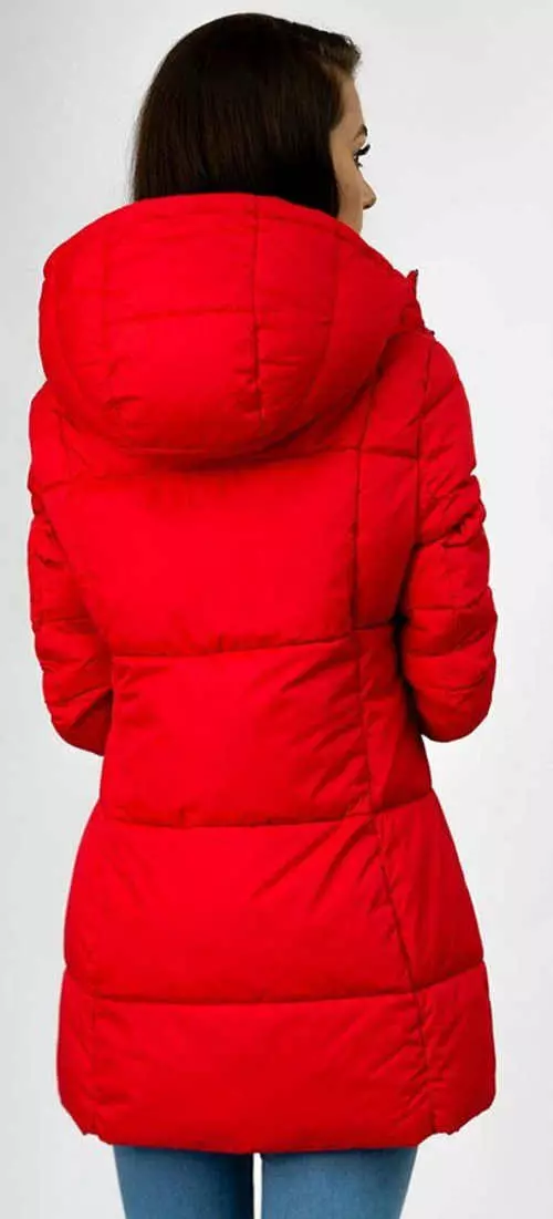 Piros női télikabát, a fenék alatti hosszal