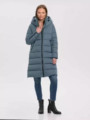 Női modern steppelt kabát praktikus kapucnival