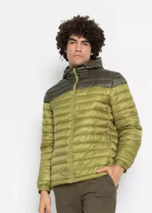 Steppelt férfi stílusos kabát kapucnival divatos színben